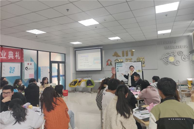 SYB讲师培训过程中.jpg